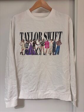 Taylor Swift Midnights Eras Tour Concert Sweatshirt Size Large Swiftie Official